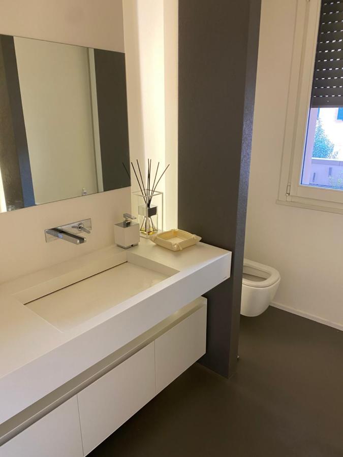 Via Cortirola Luxury Apartment Pesaro Dış mekan fotoğraf